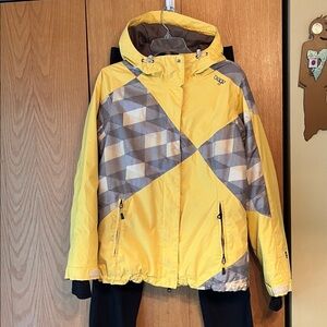 Orage M ski snowboard jacket coat yellow gray geometric accents hood warm EUC